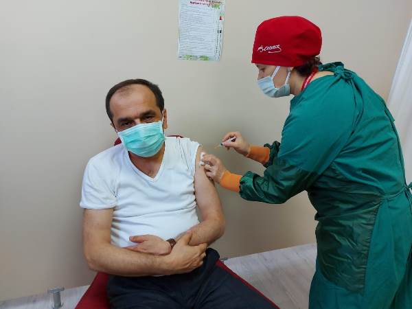 Muhammet Balta İlk doz aşısını oldu