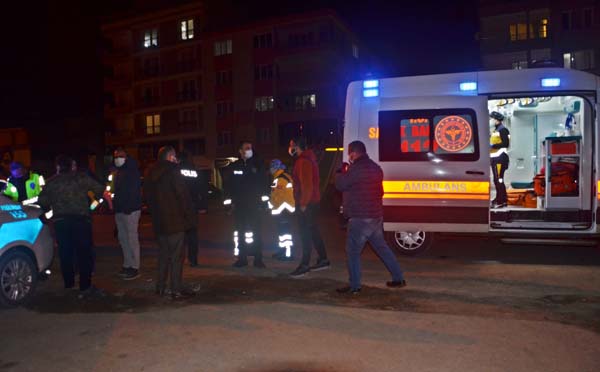 Ordu'da ambulans ile ticari taksi çarpıştı: 1 yaralı