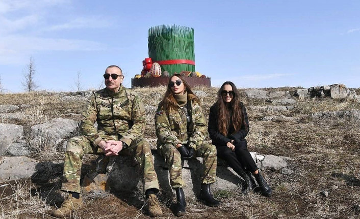 Azeri liderden Şuşa'da Nevruz ateşi