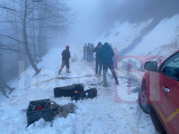 Trabzon’da kaza 1ölü 2 yaralı! 200 metrelik uçuruma yuvarlandı