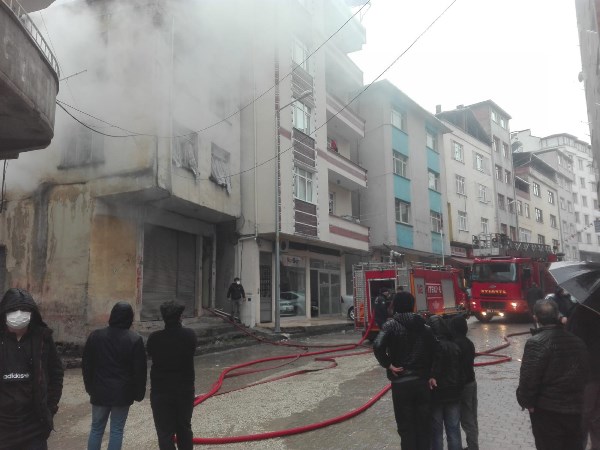 Ordu’da korkutan ev yangını