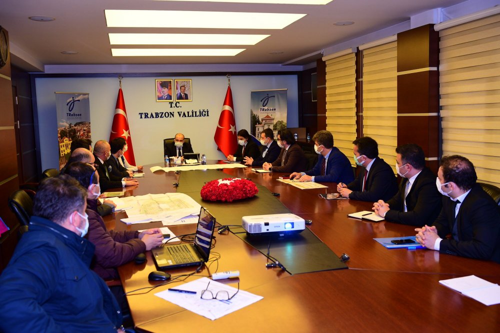 Trabzon Valiliği'nde Şehir Hastanesi toplantısı