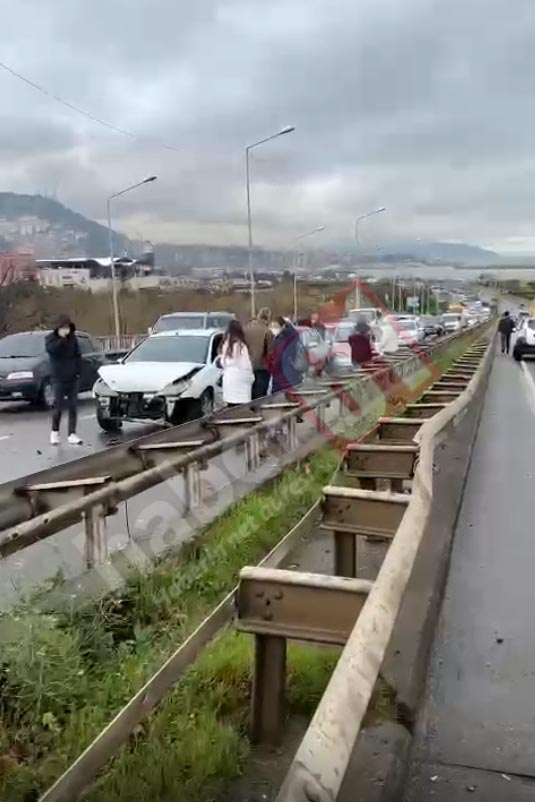 Trabzon'da aynı yerde iki zincirleme kaza