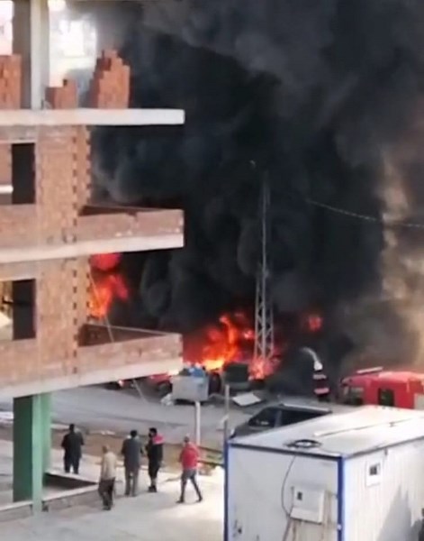 Trabzon'da işyerinde yangın!