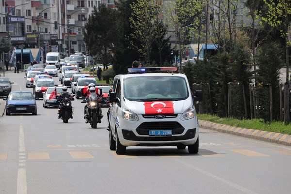 Trabzon Emniyetinden 23 Nisan konvoyu