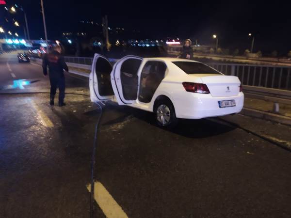 Trabzon’da feci kaza! Araçlar alev topuna döndü