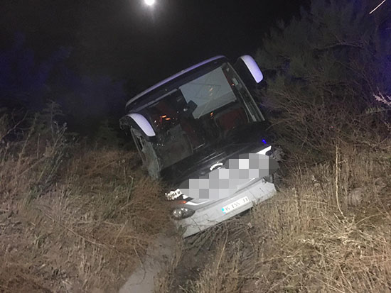 Yolcu otobüsü devrildi: 1 ölü, 10 yaralı