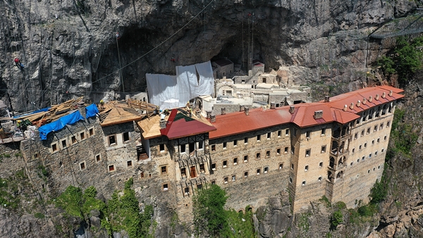 Sümela Manastırı'ndaki restorasyonun yüzde 80'i tamamlandı