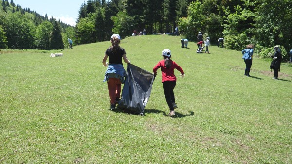 Trabzon'da Hıdırellez Boğazı çöplerden temizlendi!