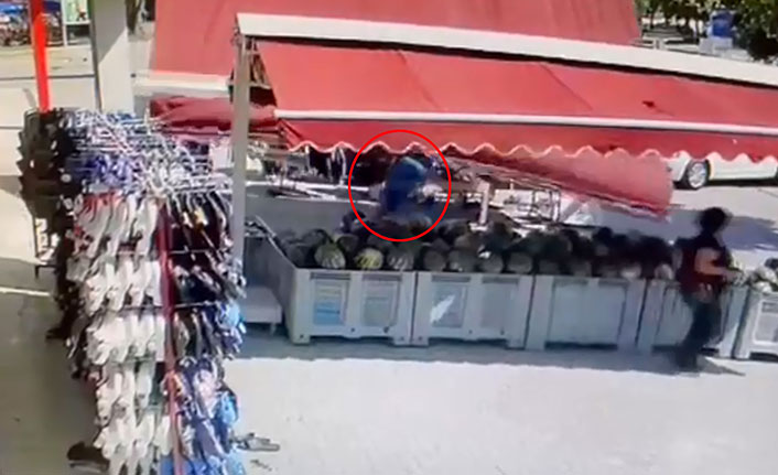 Markette üzerine tente devrilen doktor hayatını kaybetti