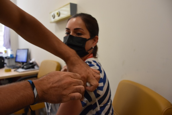 Trabzon'da 3. doz aşı uygulaması başladı