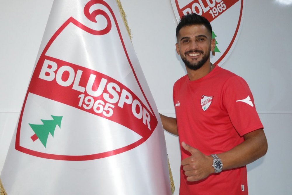 Trabzonsporlu futbolcu Abdurrahim Dursun imzayı attı