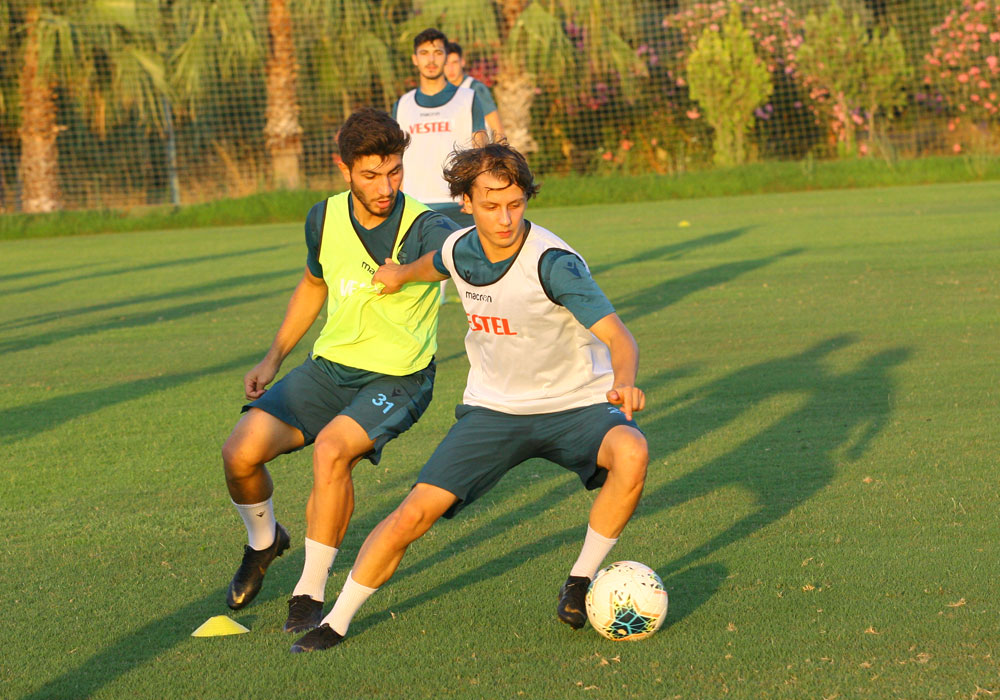 Trabzonspor U 19 takımı Galatasaray'a hazır