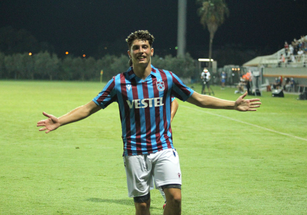 Trabzonspor U19 şampiyon oldu