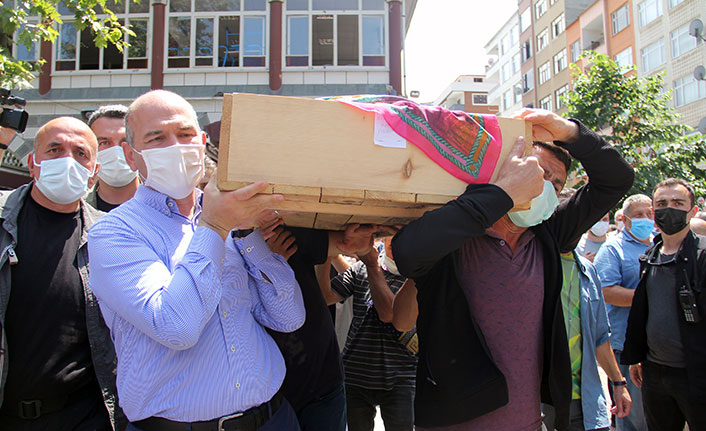 Selde hayatını kaybedenler son yolculuklarına uğurlandı