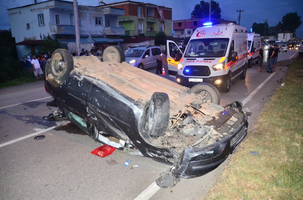 Samsun'da otomobil takla attı: 3 yaralı