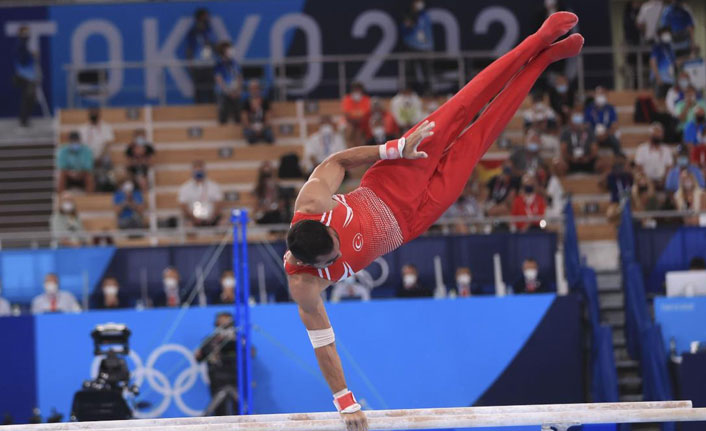 Türk cimnastiğinin tarihideki ilk olimpiyat madalyası Ferhat Arıcan'dan