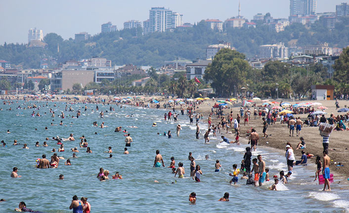 Karadeniz doğal plajlarını dolgu ile kaybediyor