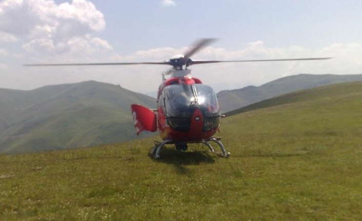 Hava 61 Helikopter, en zorlu koşullarda hastalara ulaşıyor