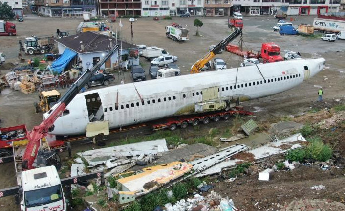 Trabzon'da kaza yapan o uçak artık yeni yerinde