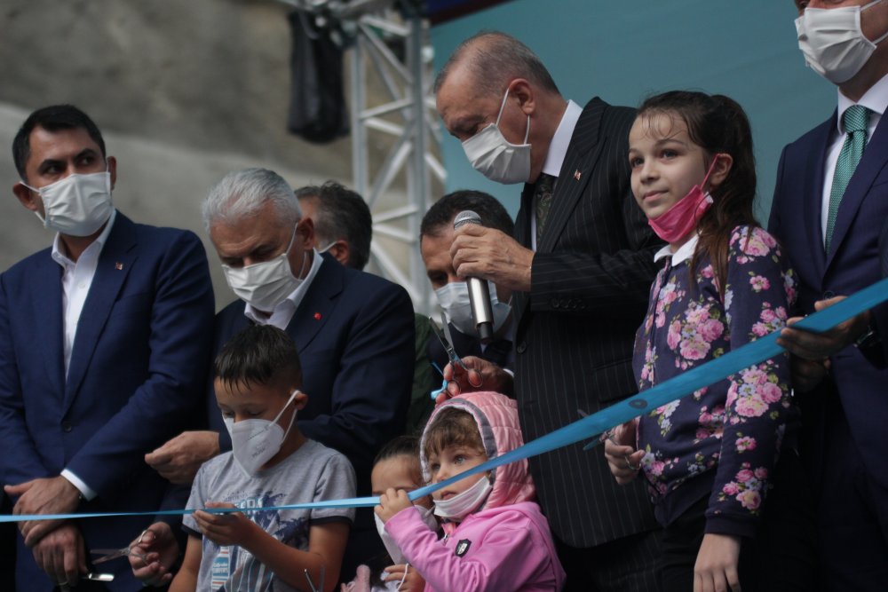 Cumhurbaşkanı Erdoğan Rize'de!  İyidere-İkizdere Yolu ve Tünellerini açtı