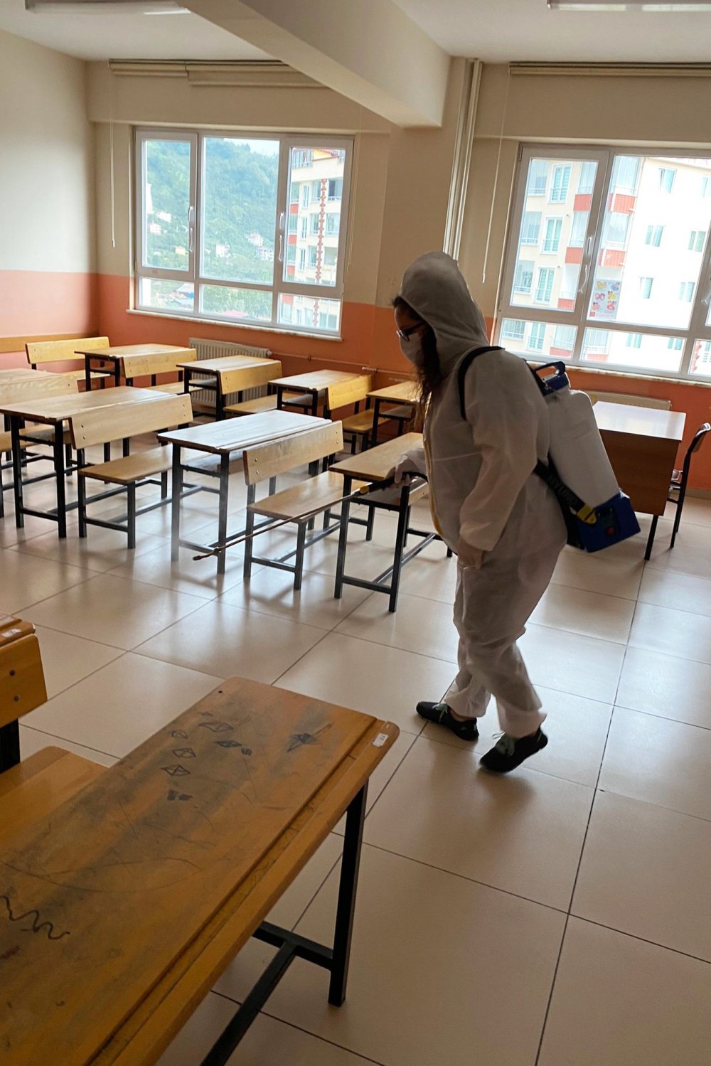Giresun’da okullar dezenfekte ediliyor