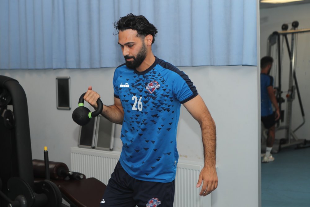 Hekimoğlu Trabzon iki oyuncuyla sözleşme yeniledi
