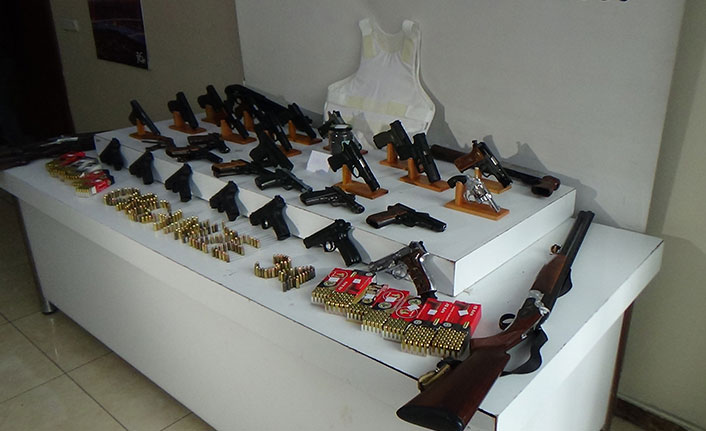 Trabzon dahil 3 ilde kaçak silah operasyonu