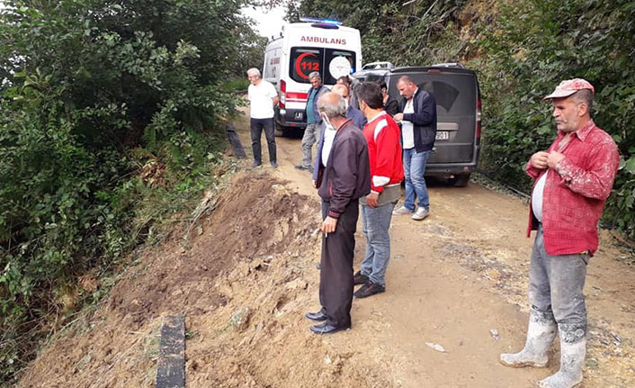 Trabzon'da feci kaza! Beton mikseri uçuruma yuvarlandı