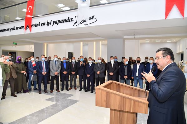 Trabzon'da ‘Zerzevan Kalesi Sergisi’ açıldı
