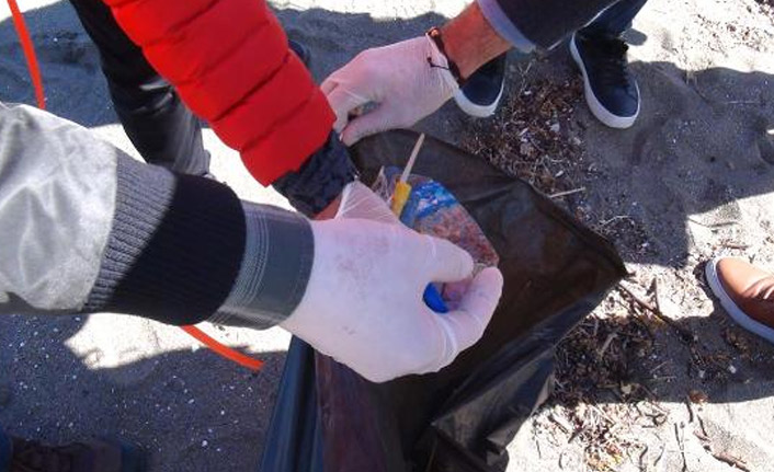 Trabzon'da sahildeki çöplerin büyük çoğunluğu plastik çıktı