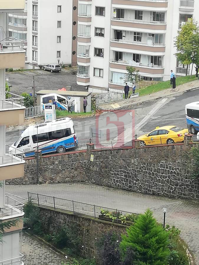 Trabzon’da kaza! Park halindeki araç kaydı