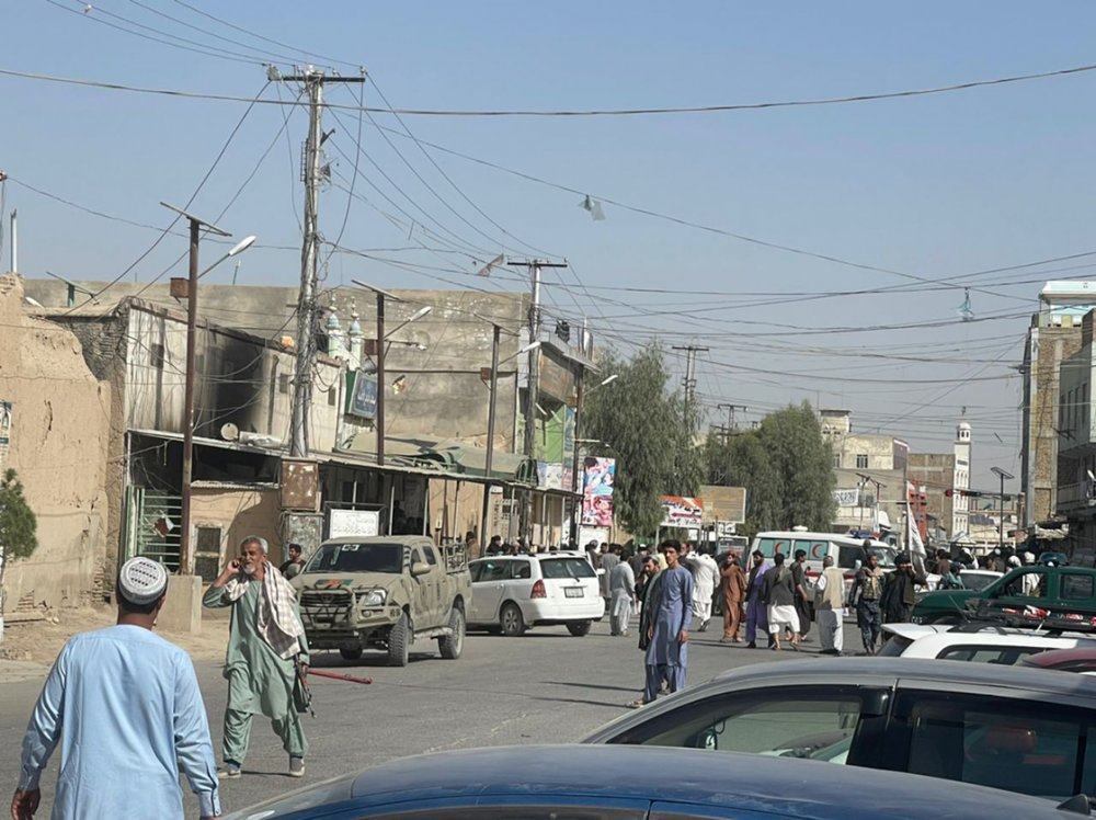 Afganistan'da camiye saldırı! 30 kişi hayatını kaybetti
