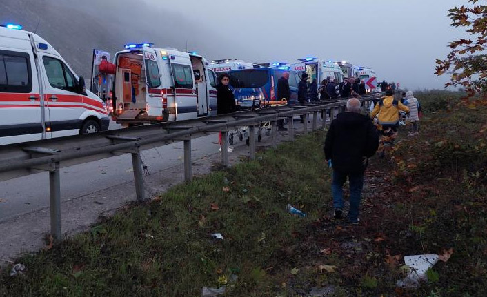 Trabzon'a gelen yolcu otobüsü dereye yuvarlandı: Ölü ve yaralılar var