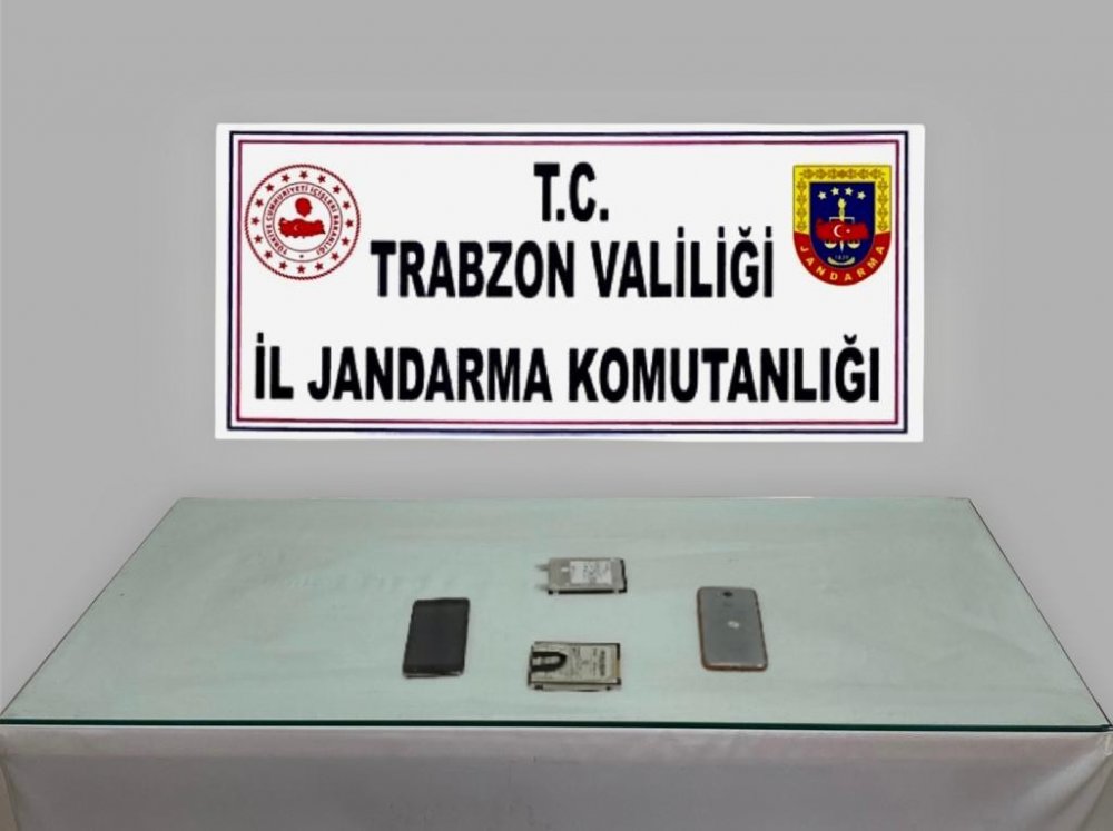 Trabzon'da internette FETÖ kitapları satan kişi yakalandı