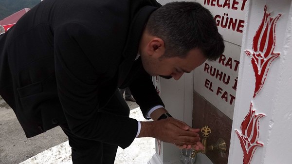 Trabzon'da görünmeyen şehit mezarı için anıt