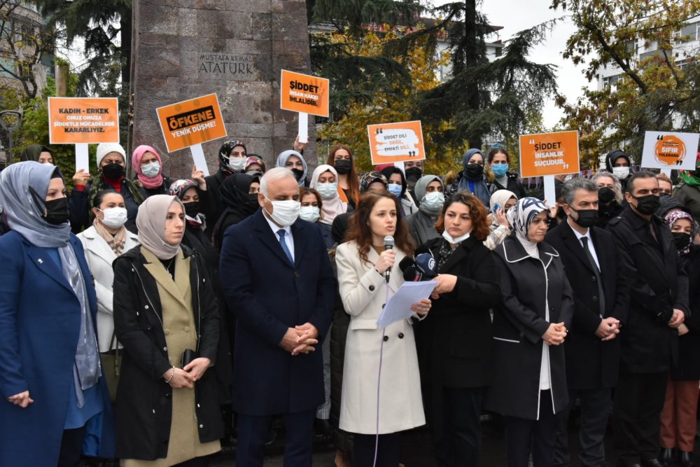 Trabzon’da AK Parti’den açıklama! “Kadına şiddet insanlığa ihanettir”