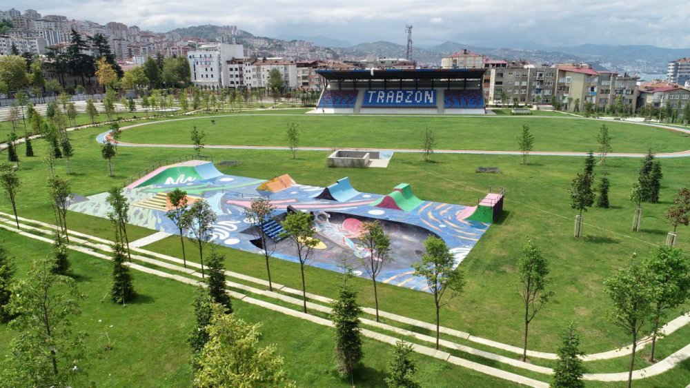 Büyükşehir Belediyesi Trabzon’un geleceğini planlıyor