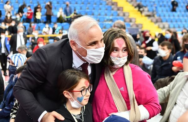 Trabzon'da "Sevgi Engel Tanımaz" etkinliği