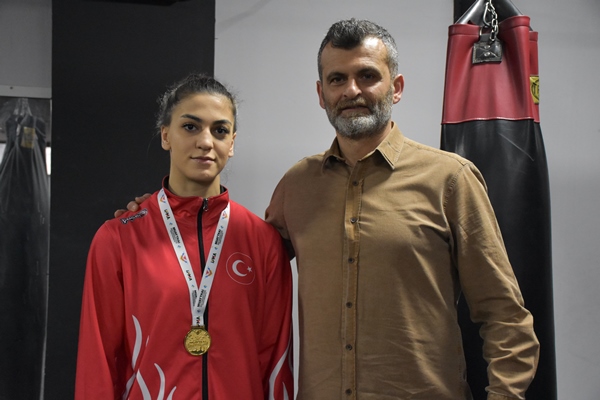 Muaythaide dünya şampiyonu Tuğçe Bektaş'ın hedefi unvanını korumak