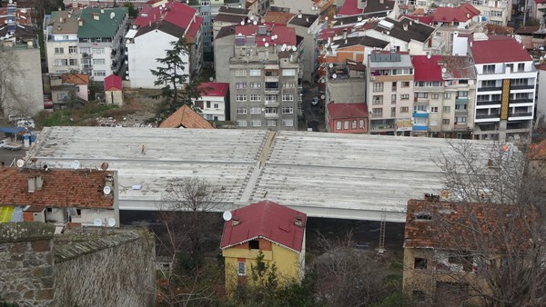 Trabzon'da Kanuni Bulvarı'nda viyadük tabyaları yerleştiriliyor