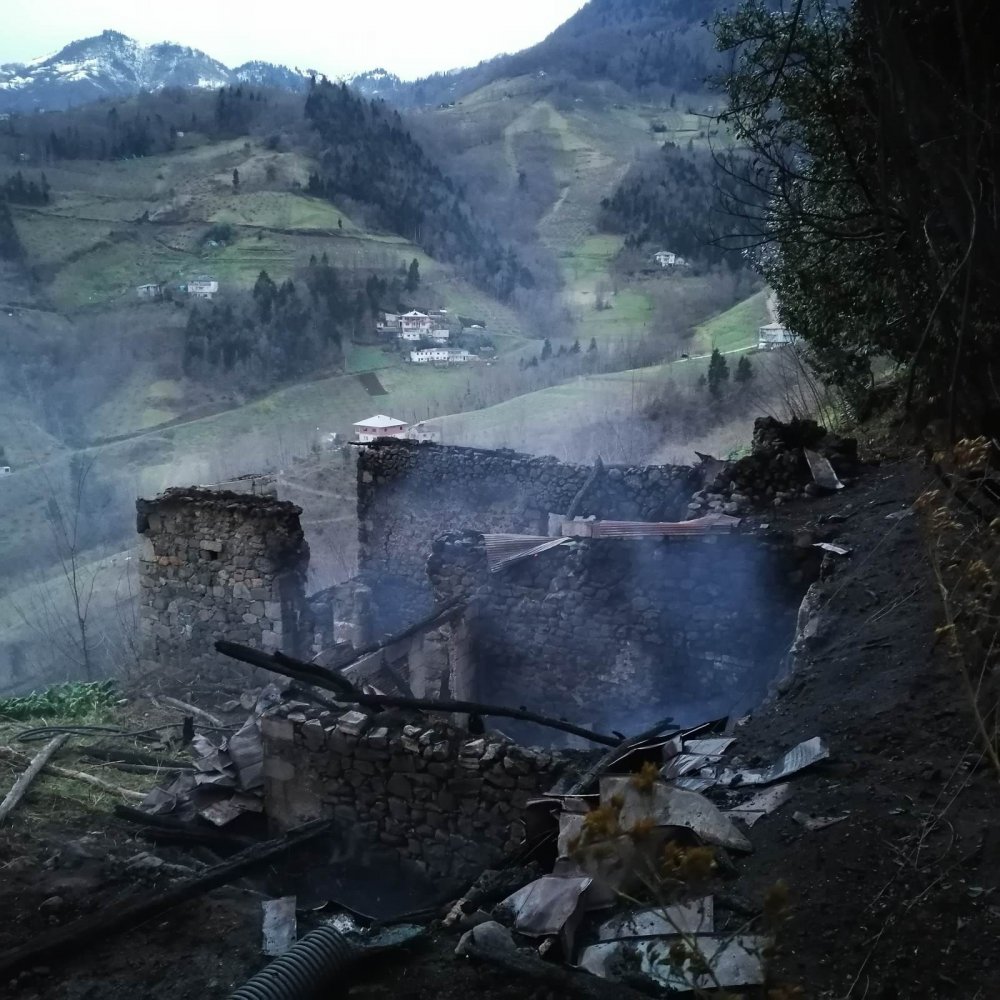 Trabzon’da yangın! 1 kişi hayatını kaybetti