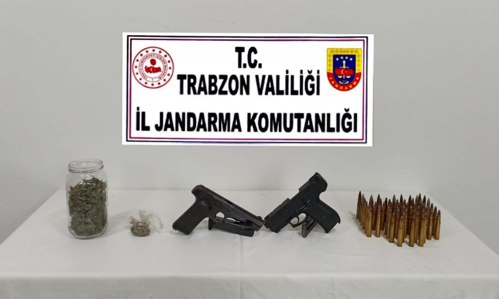 Trabzon'da uyuşturucu operasyonunda 2 kişi yakalandı