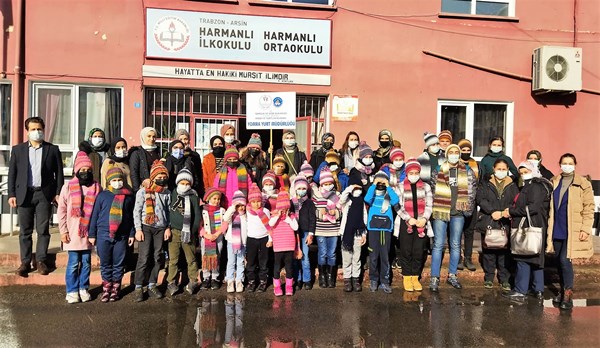 Trabzon'da "Isıtan Eller Projesi"