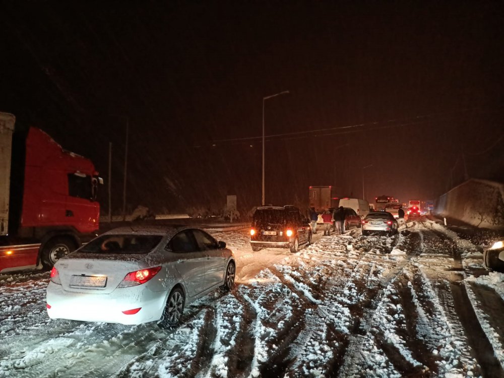 Samsun- Ankara kara yolu çift yönlü trafiğe kapandı