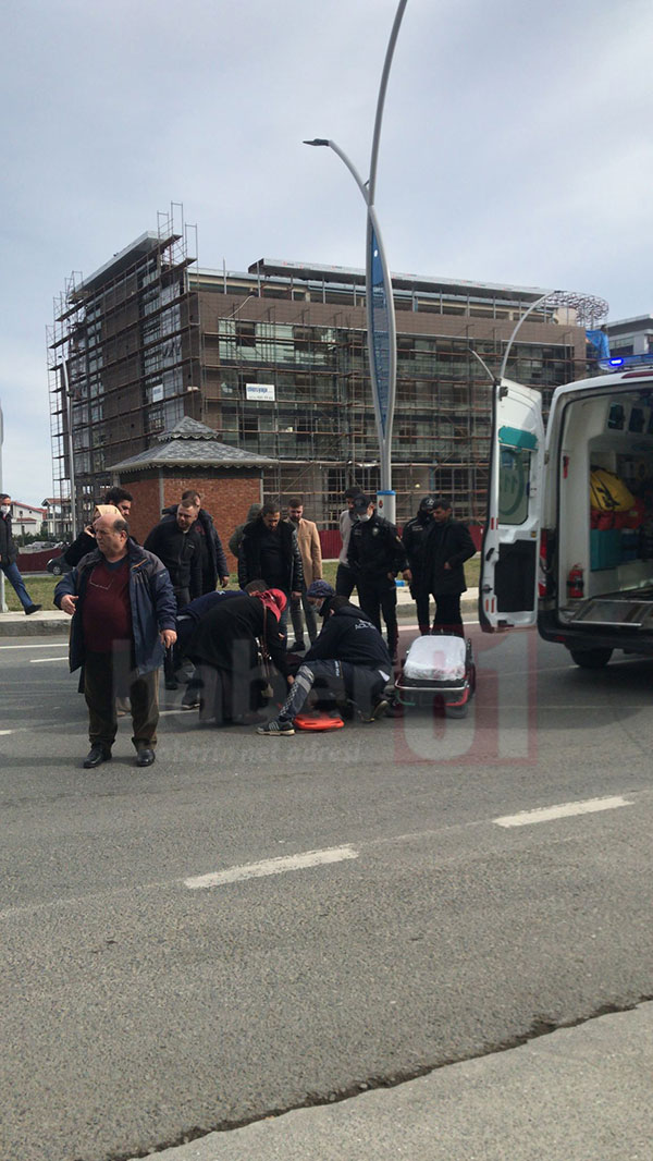Trabzon’da kaza! Karşıdan karşıya geçen kadına araç çarptı