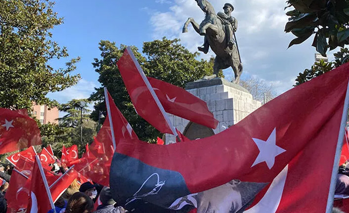 4 gündür devam eden Onur Anıtı'na saygı nöbeti sona erdi