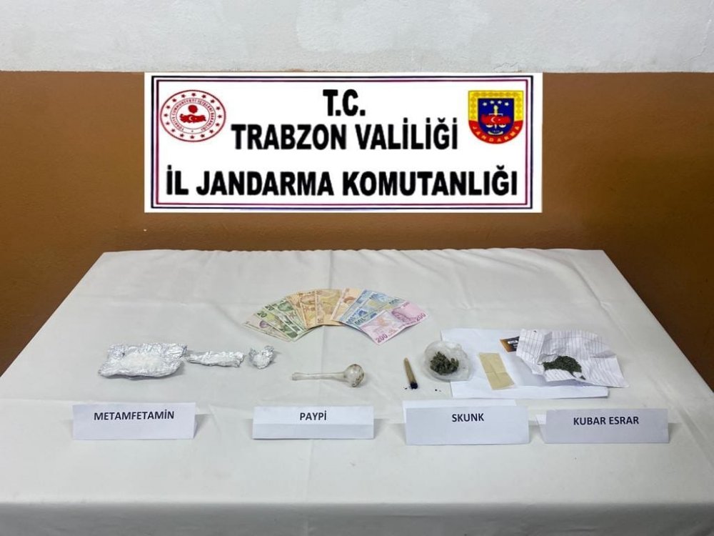 Trabzon’da Jandarma’dan uyuşturucu operasyonu! İç çamaşırına saklamış