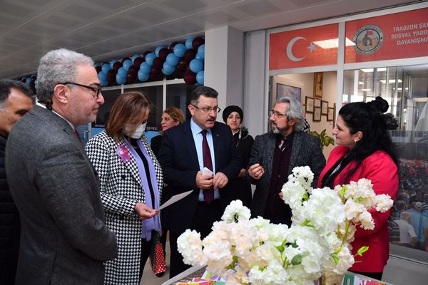 Trabzon’da ‘kadın emeği çarşısı’ açıldı 