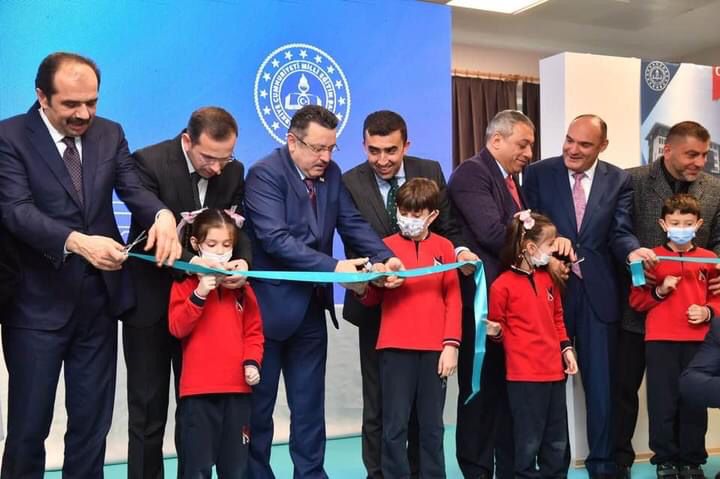 Bakan Özer Trabzon'da Hami Yıldırım İlkokulunu açtı